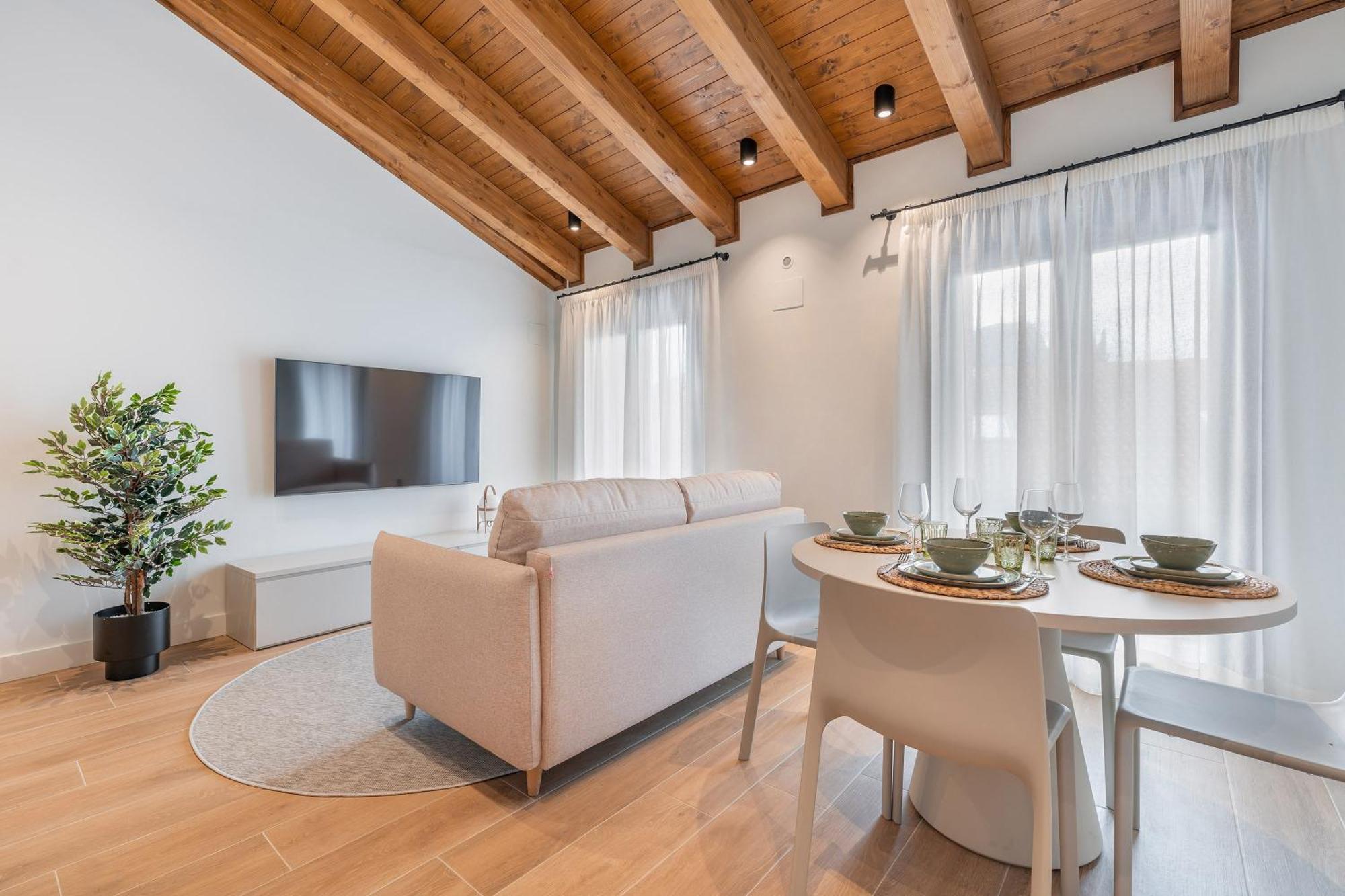 Апартаменты Casa Lambda Хака Экстерьер фото
